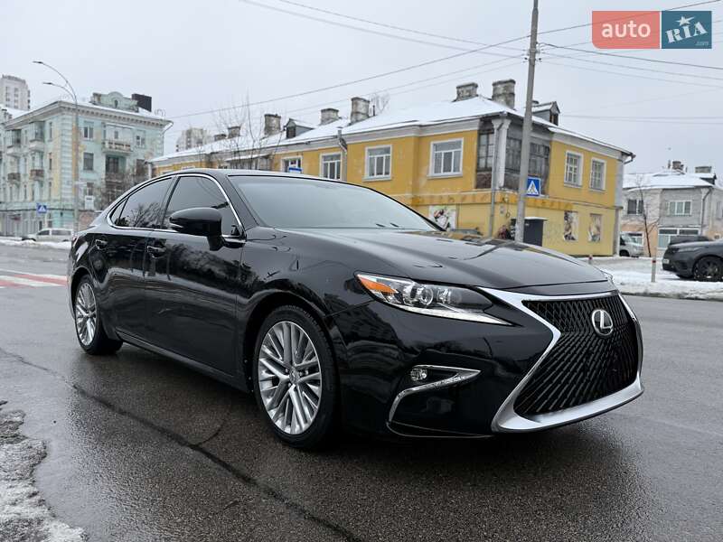 Седан Lexus ES 2012 в Києві