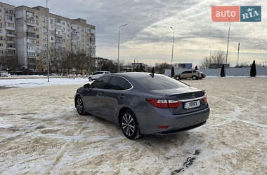 Седан Lexus ES 2015 в Одессе