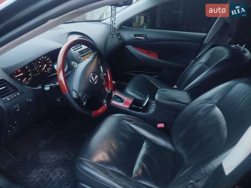 Седан Lexus ES 2008 в Кременчуге