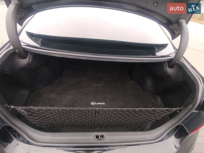 Седан Lexus ES 2008 в Кременчуге