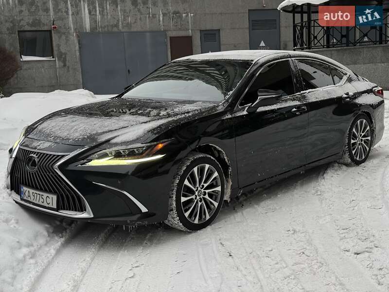Седан Lexus ES 2018 в Києві фото Седан Lexus ES 2018 в Києві