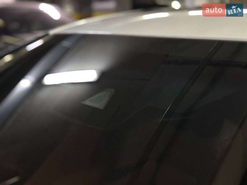 Седан Lexus ES 2021 в Дніпрі