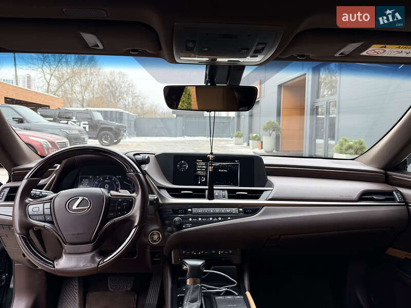 Седан Lexus ES 2019 в Києві
