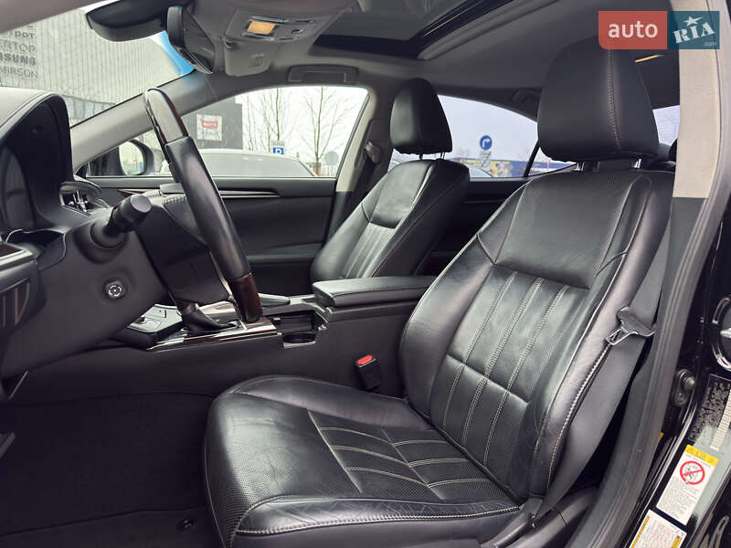 Седан Lexus ES 2016 в Києві