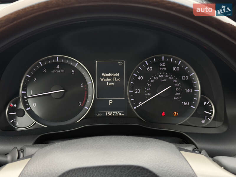 Седан Lexus ES 2016 в Києві