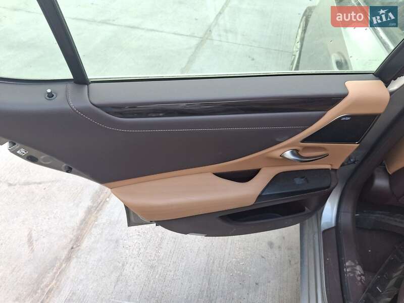 Седан Lexus ES 2019 в Києві фото 6 Седан Lexus ES 2019 в Києві