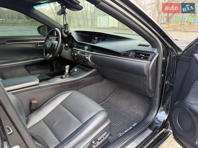 Седан Lexus ES 2017 в Запоріжжі фото 10 Седан Lexus ES 2017 в Запоріжжі