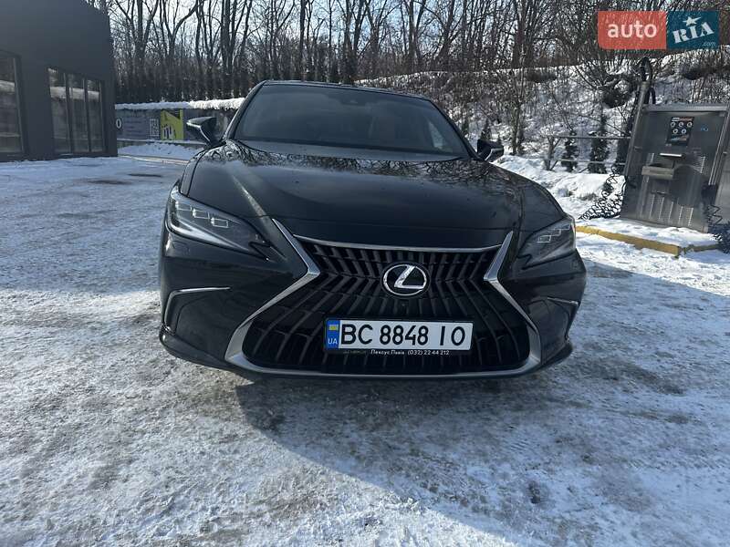 Седан Lexus ES 2022 в Львове фото 5 Седан Lexus ES 2022 в Львове
