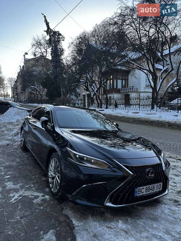 Седан Lexus ES 2022 в Львове фото 12 Седан Lexus ES 2022 в Львове