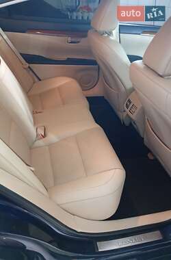 Седан Lexus ES 2013 в Черкассах