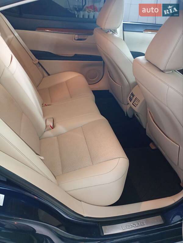 Седан Lexus ES 2014 в Черкасах фото 7 Седан Lexus ES 2014 в Черкасах