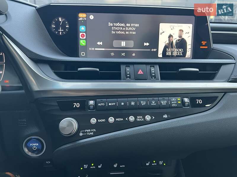 Седан Lexus ES 2020 в Киеве фото 10 Седан Lexus ES 2020 в Киеве