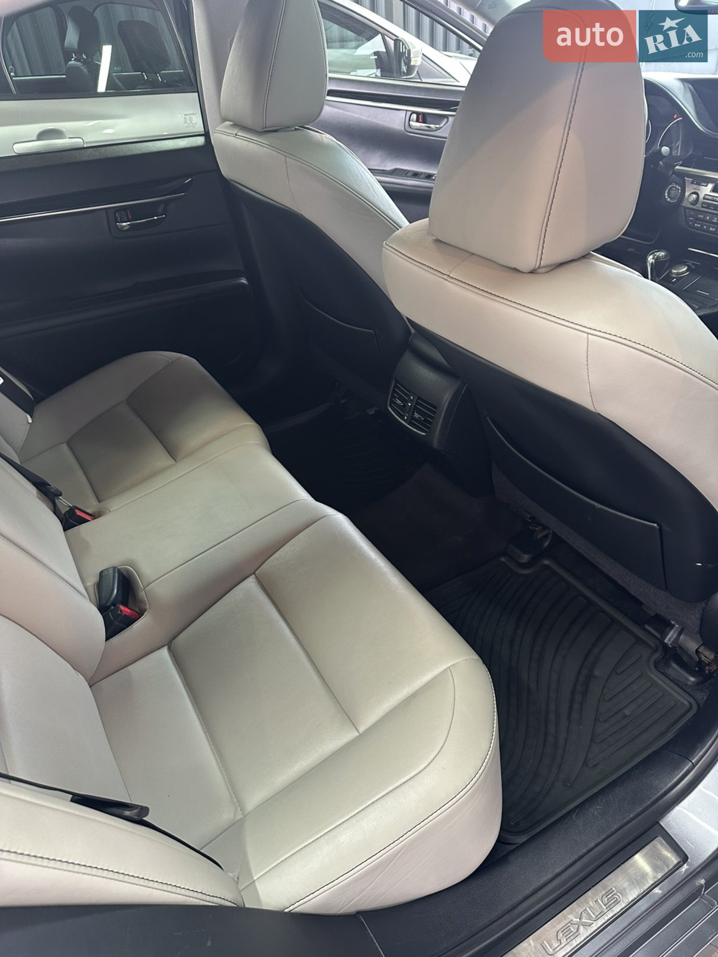 2014 Lexus ES - мініатюра 15