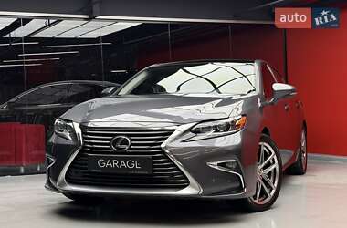 Седан Lexus ES 2018 в Києві