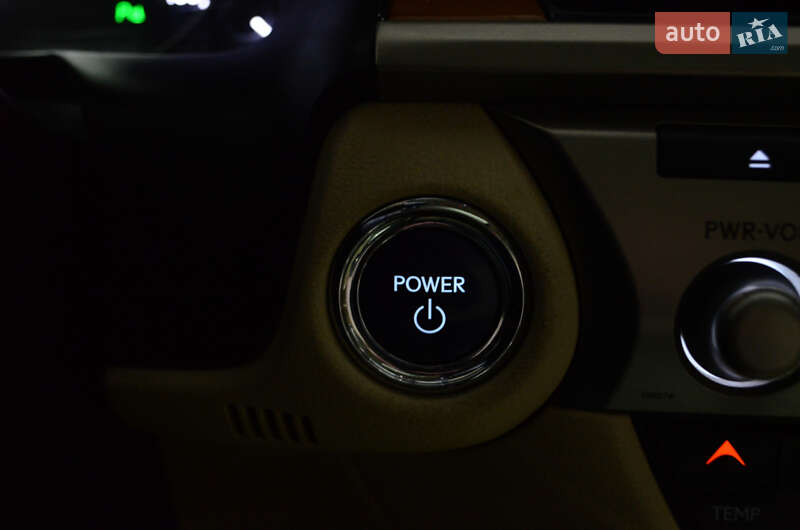 Седан Lexus ES 2013 в Киеве