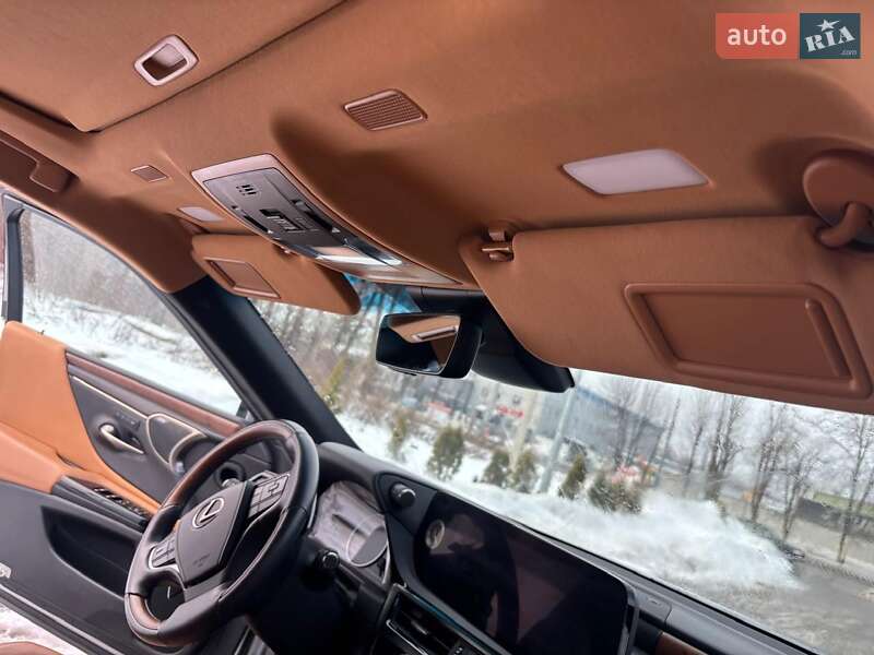 Седан Lexus ES 2022 в Тернополе фото 37 Седан Lexus ES 2022 в Тернополе