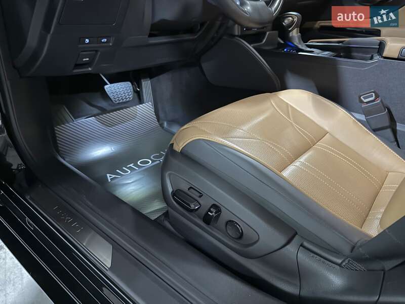 Седан Lexus ES 2022 в Дніпрі фото 25 Седан Lexus ES 2022 в Дніпрі