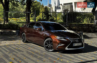 Седан Lexus ES 2016 в Києві