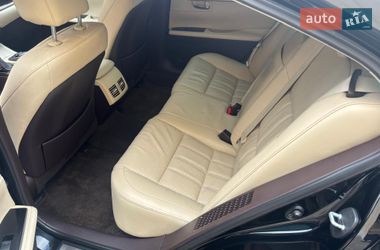 Седан Lexus ES 2015 в Полтаве