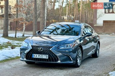 Седан Lexus ES 2022 в Києві