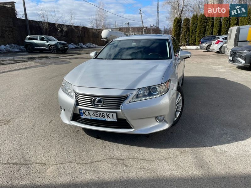 Седан Lexus ES 2014 в Киеве фото 2 Седан Lexus ES 2014 в Киеве
