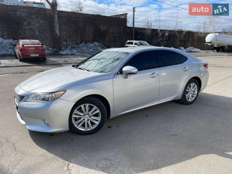 Седан Lexus ES 2014 в Киеве фото 8 Седан Lexus ES 2014 в Киеве
