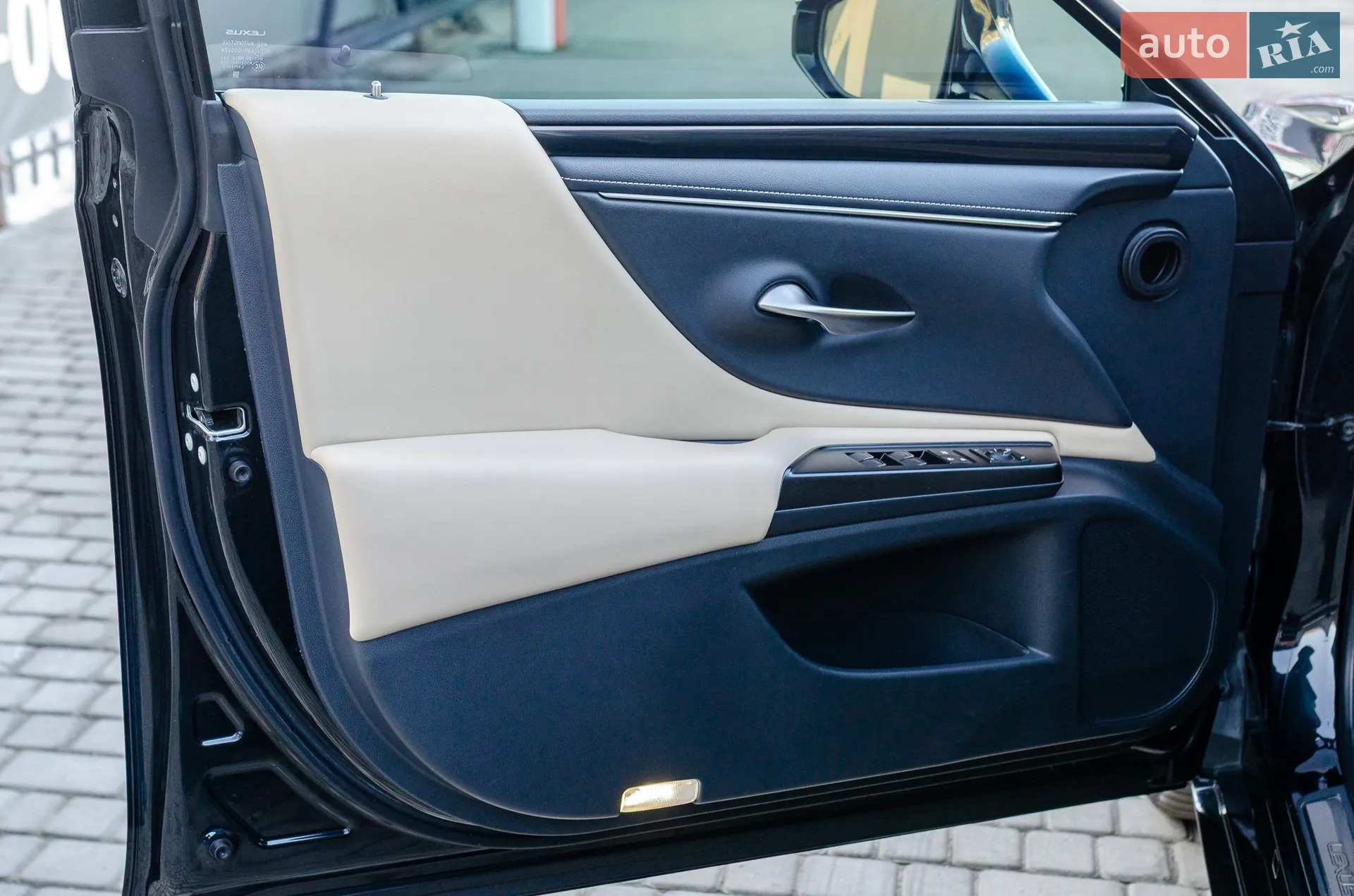 2020 Lexus ES - мініатюра 40
