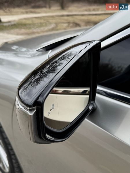 Седан Lexus ES 2021 в Дніпрі