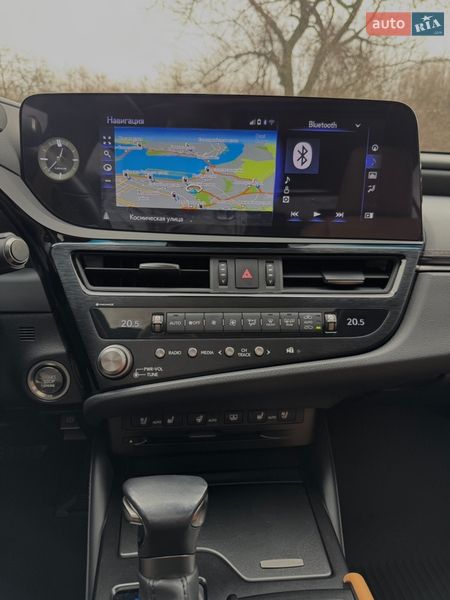 Седан Lexus ES 2021 в Дніпрі