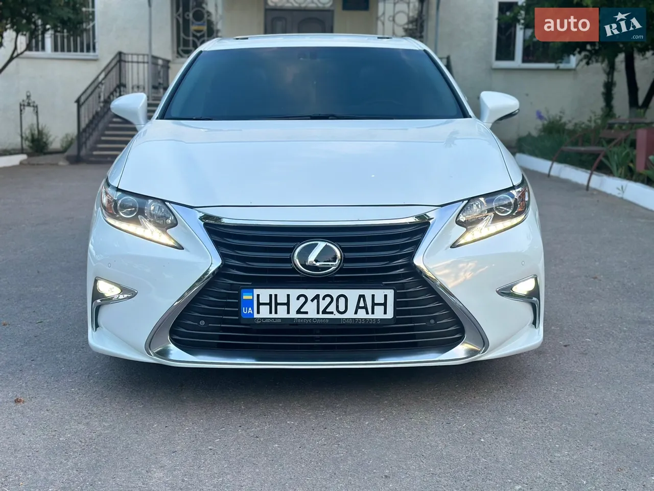 2013 Lexus ES - мініатюра 28