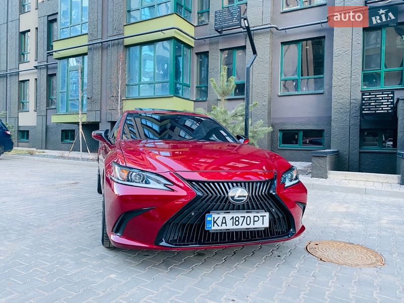 Седан Lexus ES 2019 в Києві