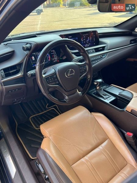 Седан Lexus ES 2018 в Одессе