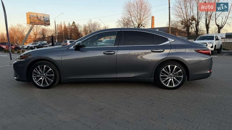Седан Lexus ES 2020 в Житомире