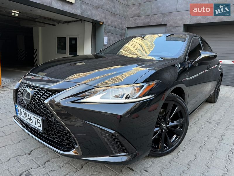 Седан Lexus ES 2024 в Києві