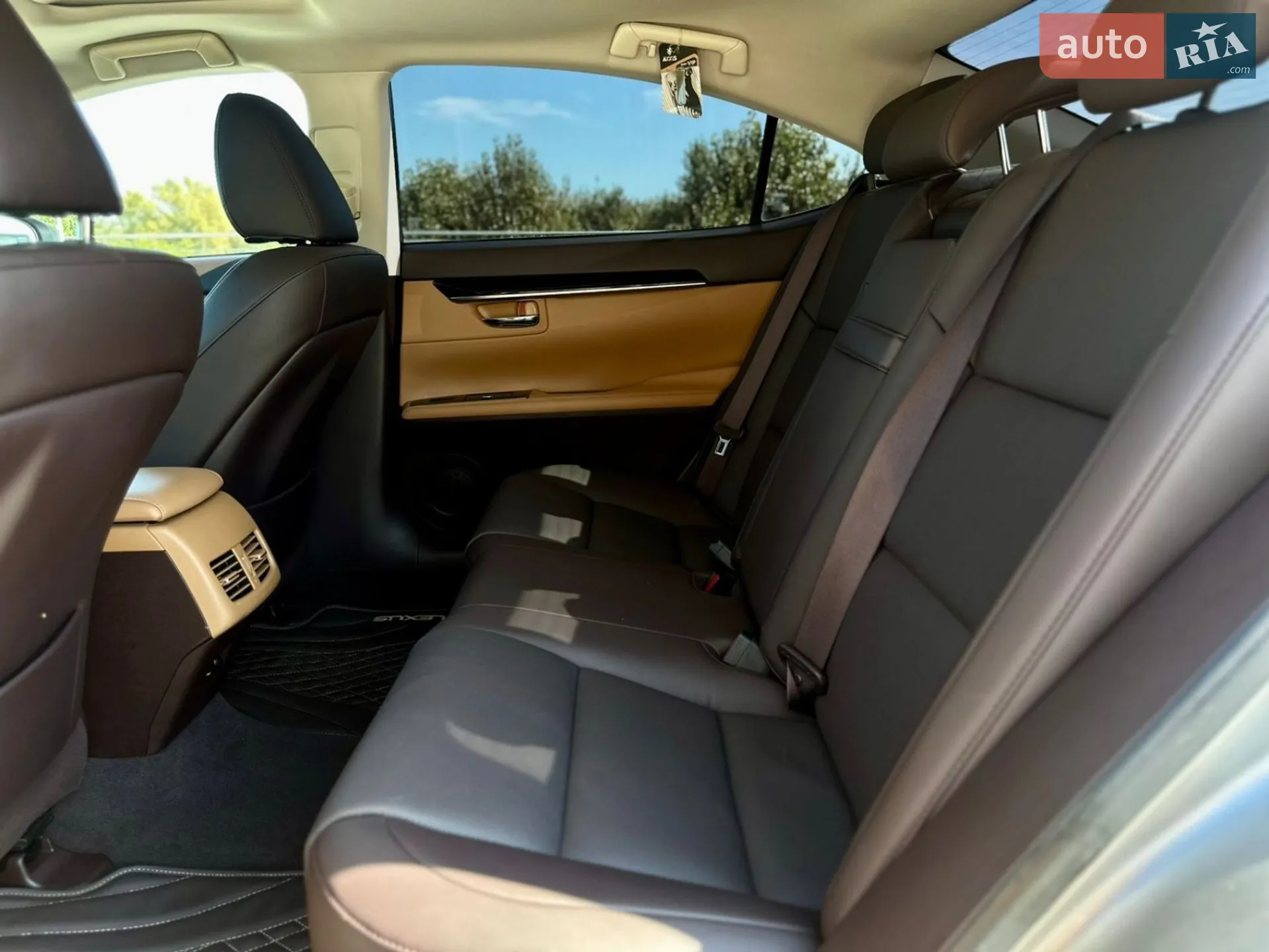 2018 Lexus ES - мініатюра 110