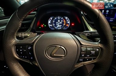 Седан Lexus ES 2021 в Киеве