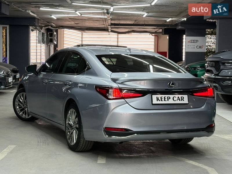 Седан Lexus ES 2022 в Одессе