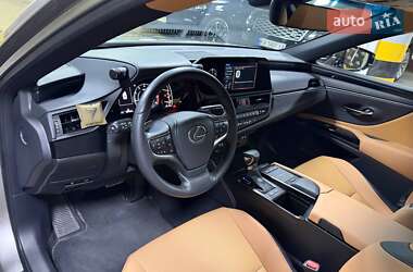 Седан Lexus ES 2022 в Киеве
