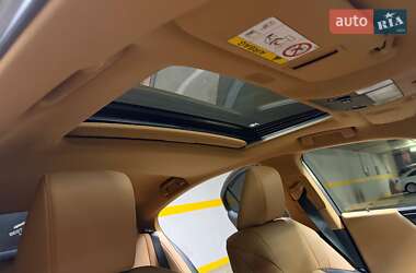 Седан Lexus ES 2022 в Киеве