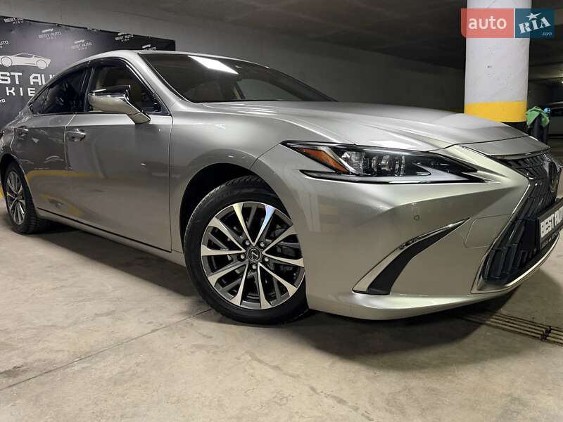 Седан Lexus ES 2022 в Киеве