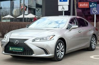 Седан Lexus ES 2020 в Киеве