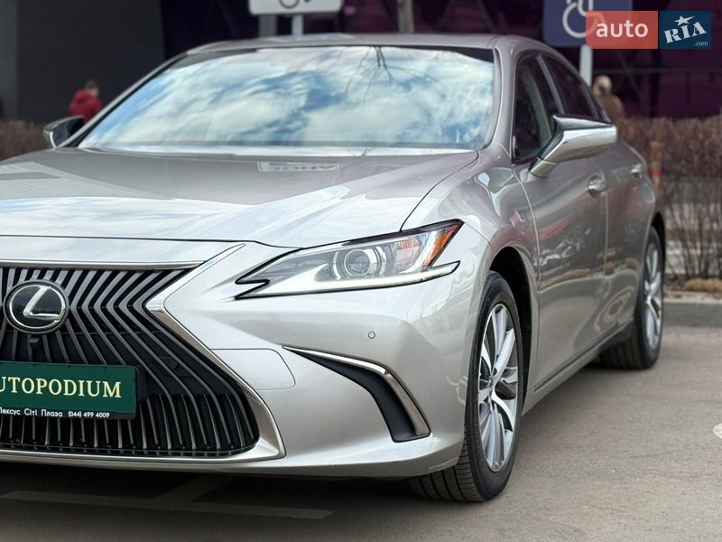 Седан Lexus ES 2020 в Києві фото 14 Седан Lexus ES 2020 в Києві