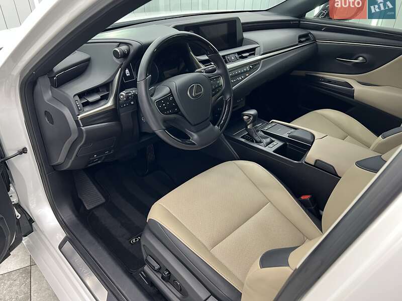 Седан Lexus ES 2020 в Черкасах фото 3 Седан Lexus ES 2020 в Черкасах
