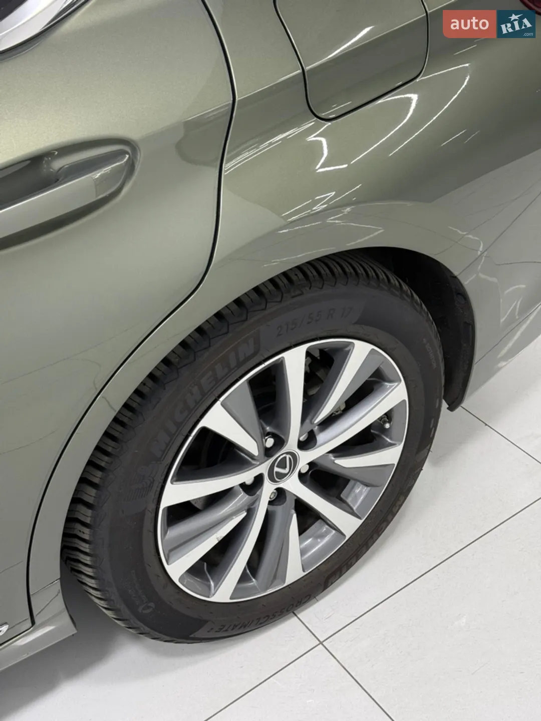 2020 Lexus ES - мініатюра 11