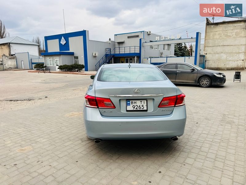 Седан Lexus ES 2010 в Николаеве