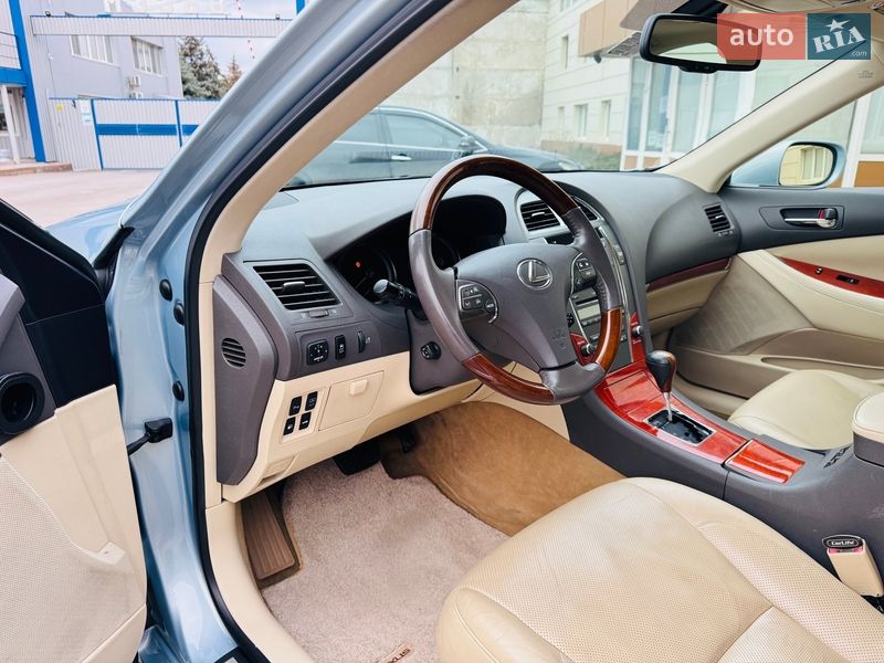 Седан Lexus ES 2010 в Николаеве