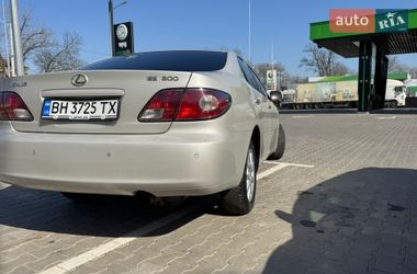 Седан Lexus ES 2003 в Одессе