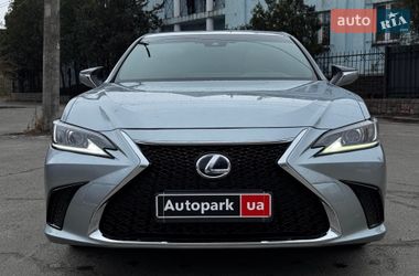 Седан Lexus ES 2023 в Киеве