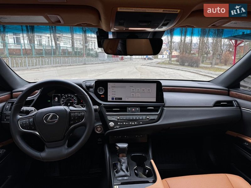 Седан Lexus ES 2023 в Киеве