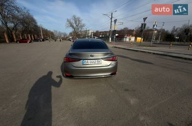 Седан Lexus ES 2018 в Кропивницькому фото 34 Седан Lexus ES 2018 в Кропивницькому